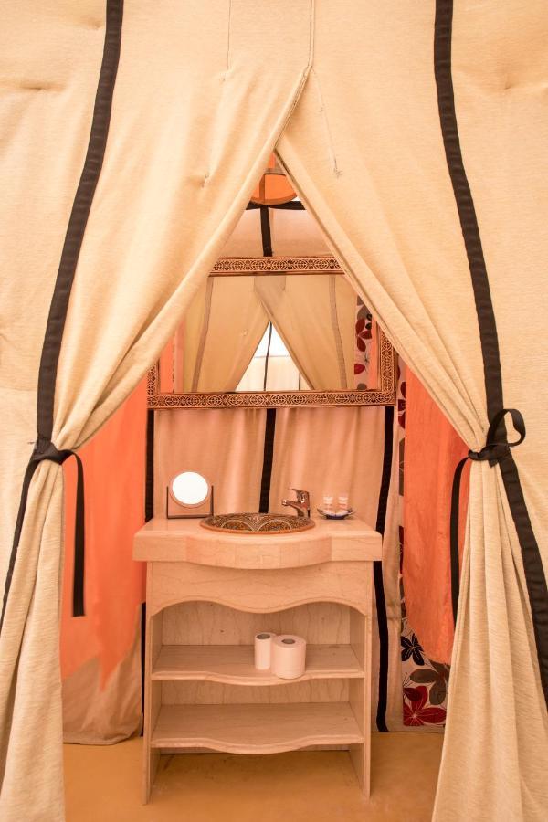 Luxury tent Azawad Luxury Desert Camp